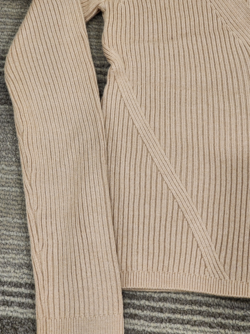 Dynamite Tan Ribbed V-Neck Button Cardigan - Picture 6 of 10
